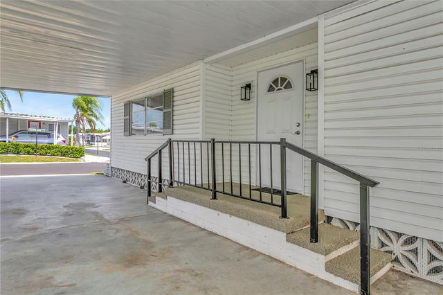 115 WHITE OAK WAY, Sarasota, FL 34237