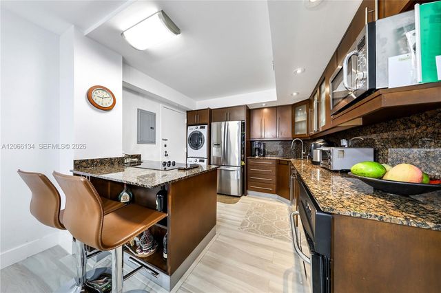 2333 Brickell Avenue 808, Miami, FL 33129