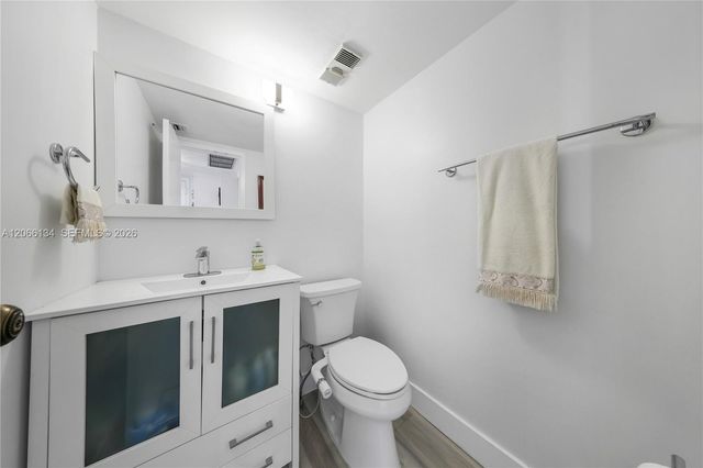 2333 Brickell Avenue 808, Miami, FL 33129