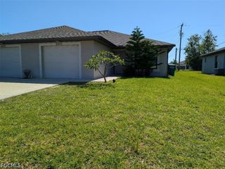 4405 SW 8th CT, Cape Coral, FL 33914
