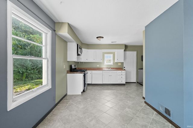 2304 Marcy Lane, Fort Wayne, IN 46806