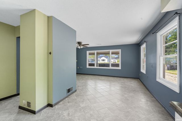 2304 Marcy Lane, Fort Wayne, IN 46806