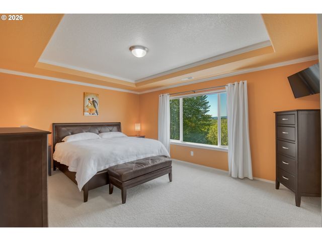 1087 Se TAMORA Ave, Hillsboro, OR 97123