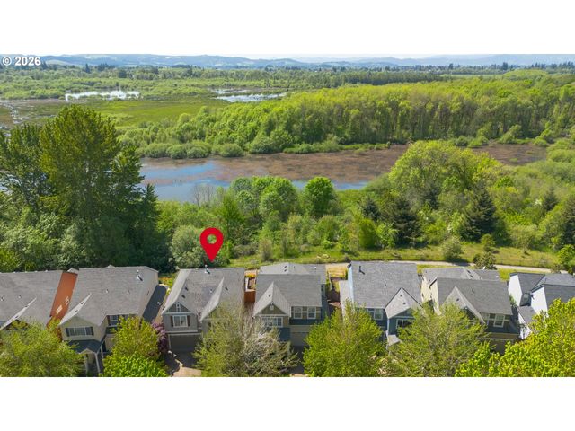1087 Se TAMORA Ave, Hillsboro, OR 97123