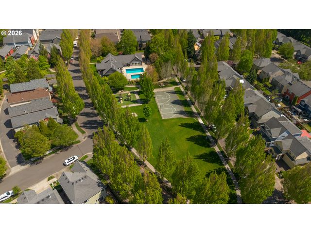 1087 Se TAMORA Ave, Hillsboro, OR 97123