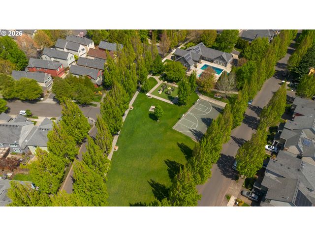 1087 Se TAMORA Ave, Hillsboro, OR 97123
