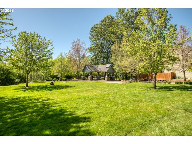 1087 Se TAMORA Ave, Hillsboro, OR 97123
