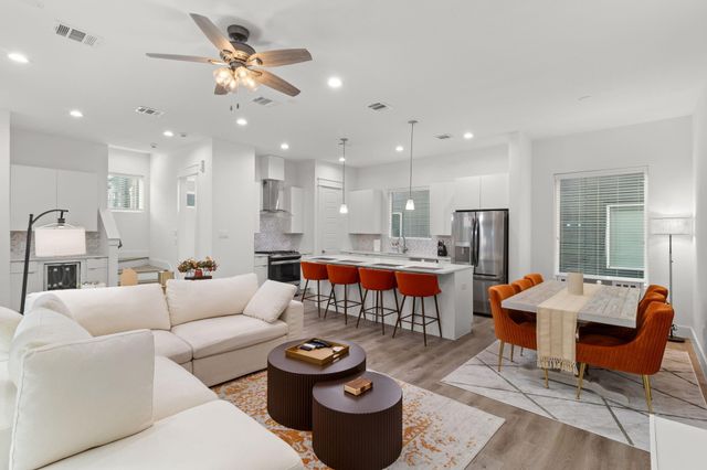 517 Schweikhardt Street, Houston, TX 77020