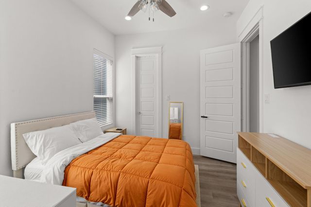 517 Schweikhardt Street, Houston, TX 77020