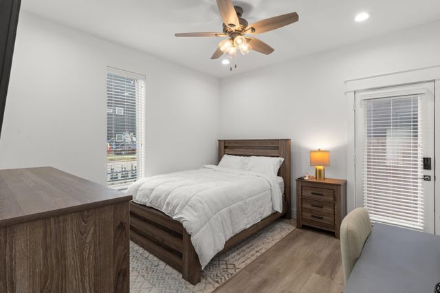 517 Schweikhardt Street, Houston, TX 77020