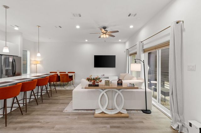 517 Schweikhardt Street, Houston, TX 77020