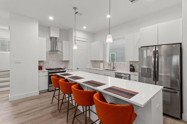 517 Schweikhardt Street, Houston, TX 77020