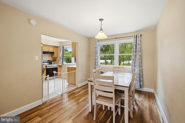 5017 CHURCH RD, Mt Laurel, NJ 08054