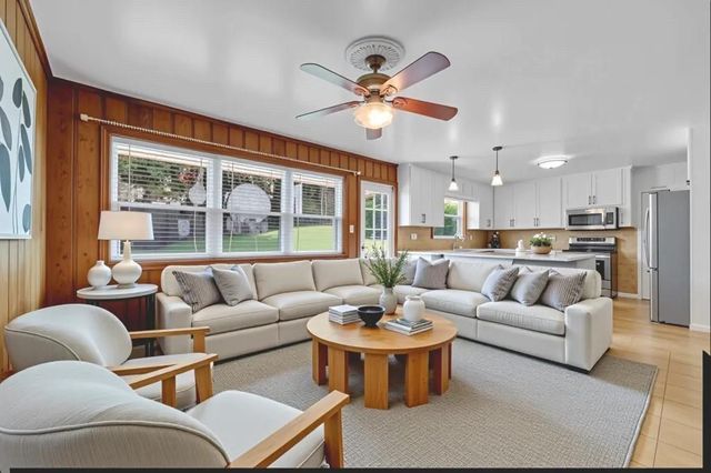 2127 Desmond Drive, Decatur, GA 30033