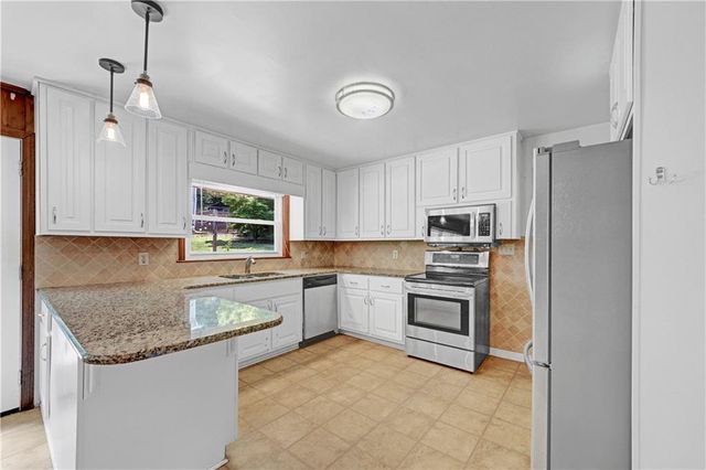 2127 Desmond Drive, Decatur, GA 30033