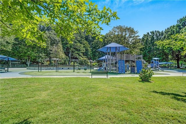 2127 Desmond Drive, Decatur, GA 30033