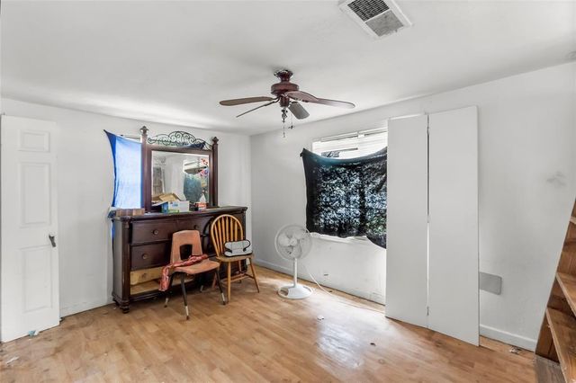 15517 Highway 6, Santa Fe, TX 77517