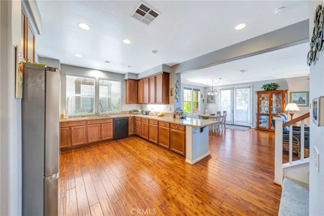 28606 Pietro, Valencia, CA 91354