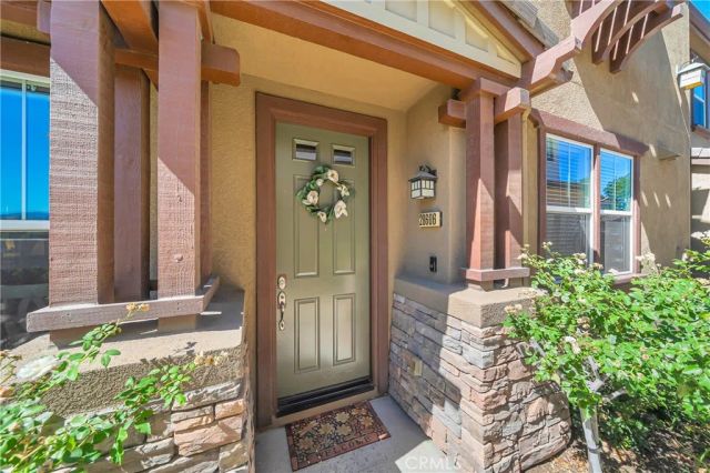 28606 Pietro, Valencia, CA 91354