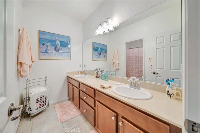 28606 Pietro, Valencia, CA 91354