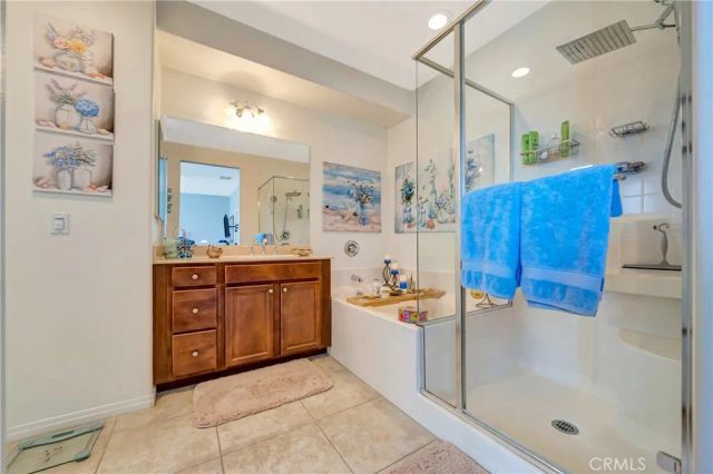 28606 Pietro, Valencia, CA 91354
