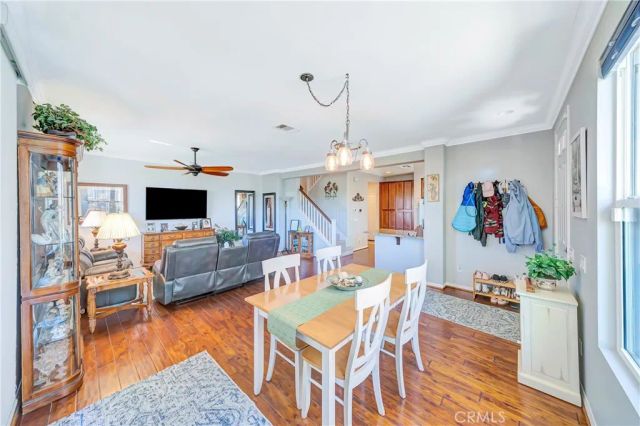 28606 Pietro, Valencia, CA 91354