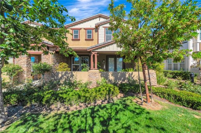 28606 Pietro, Valencia, CA 91354