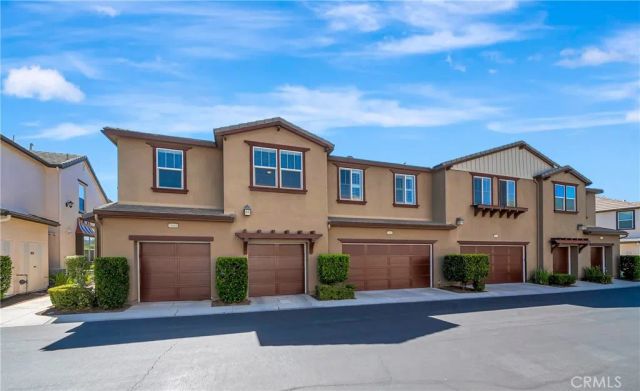 28606 Pietro, Valencia, CA 91354