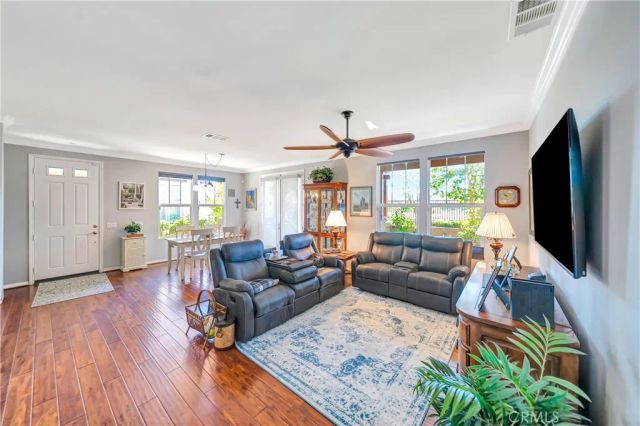 28606 Pietro, Valencia, CA 91354