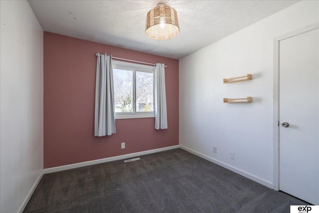 14621 Margo Street, Omaha, NE 68138