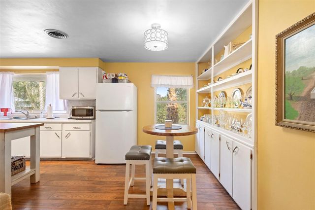 819 W WISCONSIN AVENUE, Deland, FL 32720