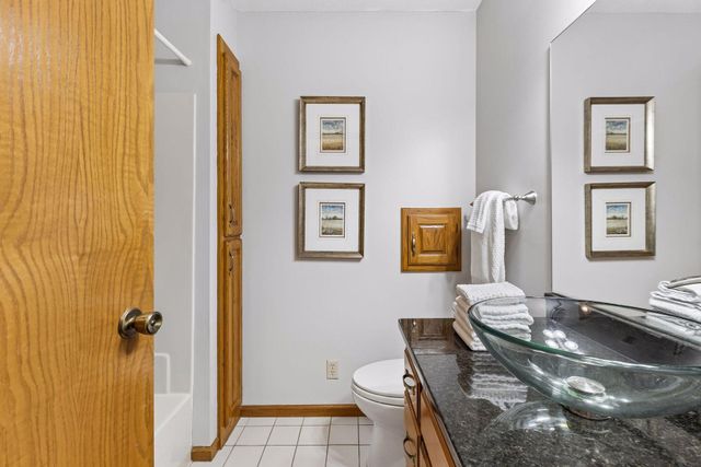 295 Oakhill Drive, Shoreview, MN 55126