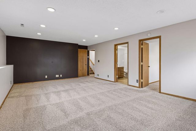 295 Oakhill Drive, Shoreview, MN 55126