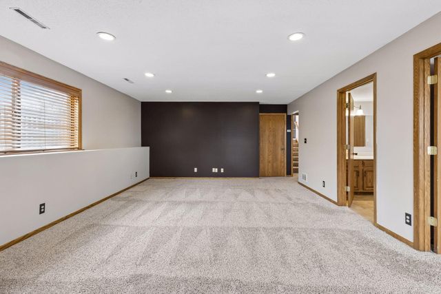 295 Oakhill Drive, Shoreview, MN 55126