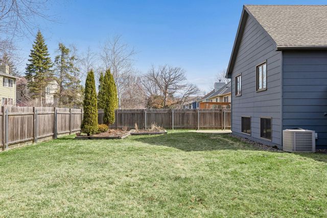 295 Oakhill Drive, Shoreview, MN 55126