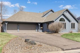 295 Oakhill Drive, Shoreview, MN 55126