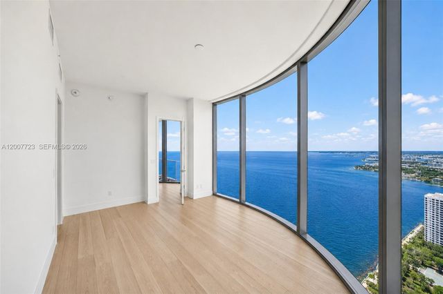 175 25 Road 3303, Miami, FL 33129