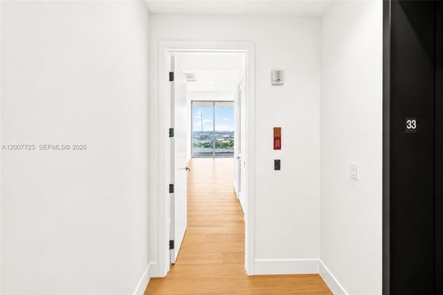 175 25 Road 3303, Miami, FL 33129