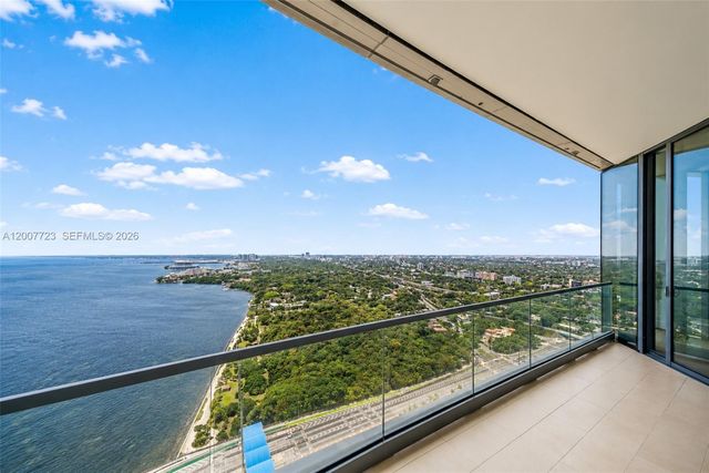 175 25 Road 3303, Miami, FL 33129