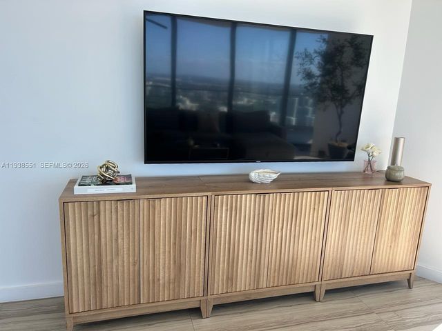 18975 Collins Ave 4705, Sunny Isles Beach, FL 33160