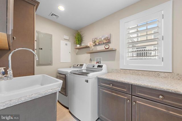 46 W SAND DUNE LN, Long Beach Township, NJ 08008