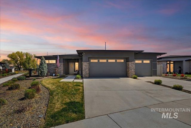 4718 E Goldstone Dr, Meridian, ID 83642