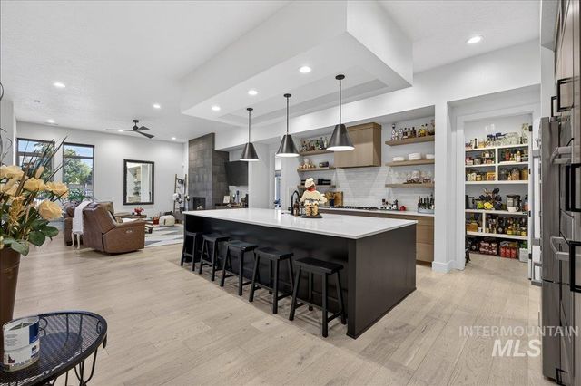 4718 E Goldstone Dr, Meridian, ID 83642