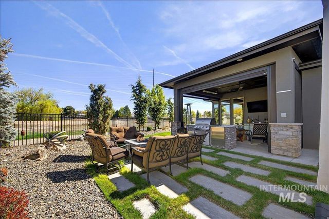 4718 E Goldstone Dr, Meridian, ID 83642