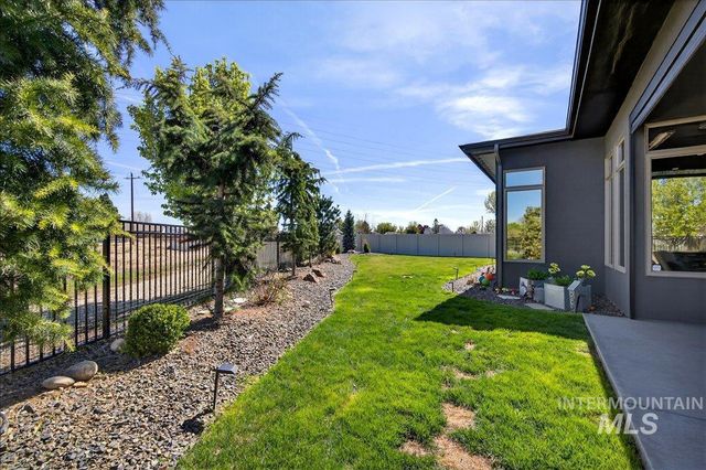 4718 E Goldstone Dr, Meridian, ID 83642