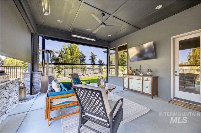 4718 E Goldstone Dr, Meridian, ID 83642