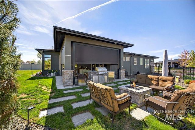 4718 E Goldstone Dr, Meridian, ID 83642