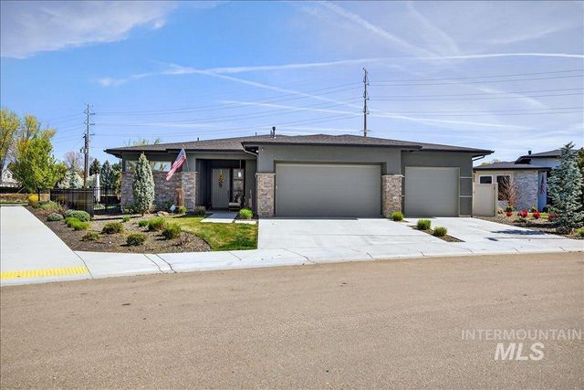 4718 E Goldstone Dr, Meridian, ID 83642