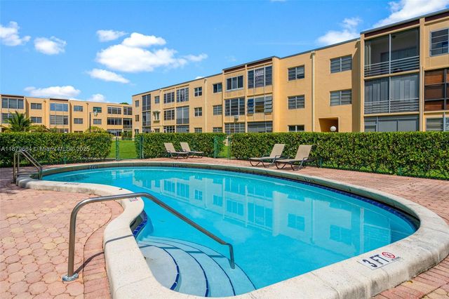 140 Fox Rd 3-46, Hollywood, FL 33024