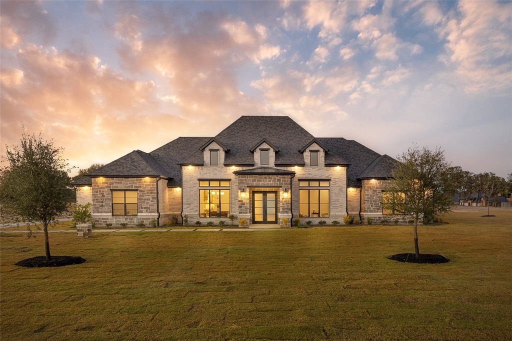 724 Cooper Trail, Weatherford, TX 76087